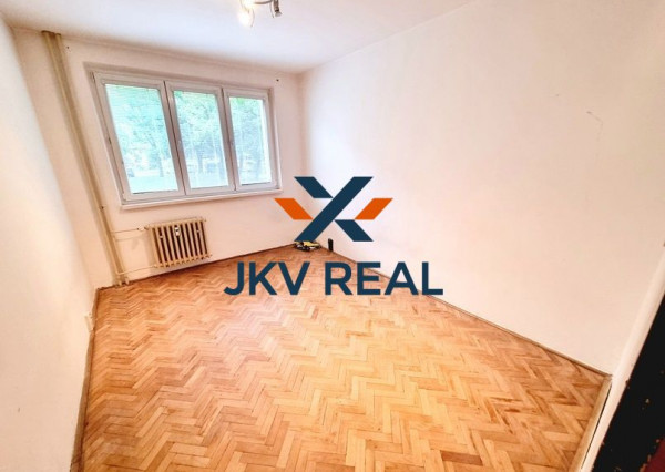 3D OBHLIADKA! NA PREDAJ PÔVODNÝ 3-IZB.BYT RUŽINOV