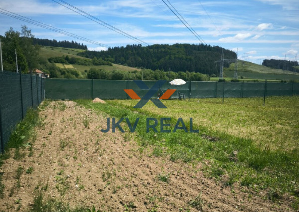 Na predaj slnečná záhradka pri Spišskej Novej Vsi – 370 m², tiché prostredie