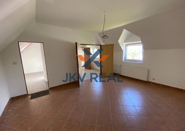 Na predaj priestranný 4-izbový byt s rozlohou 103,7 m²
