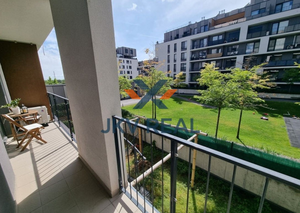 REZERVOVANÝ! KLIMATIZOVANÝ 2-IZB.BYT + LOGGIA + GARÁŽ V NOVOSTAVBE V PETRŽALKE, 800 EUR