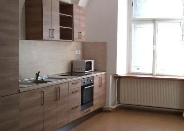 Prenájom 2-izbového bytu priamo v centre