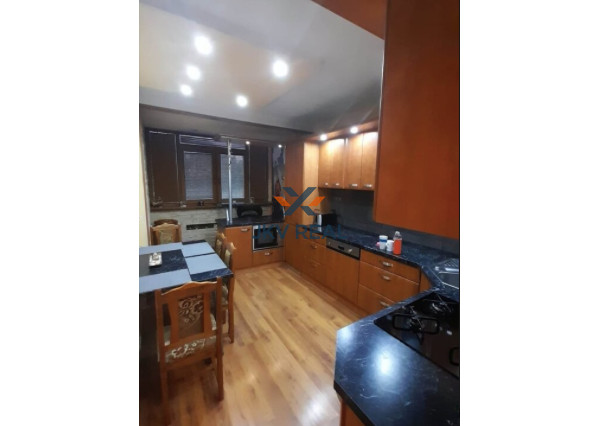 REZERVOVANÝ predaj priestranný 4-izbový byt v Púchove