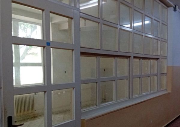 Obchodný priestor na predaj na tržnici v Komárne.