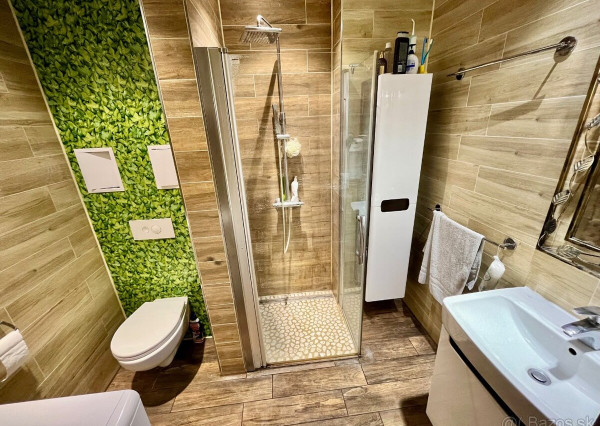 NA PREDAJ – 2,5-izbový byt pri Prešovskej univerzite