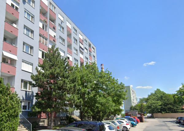 3-izbový byt s loggiou