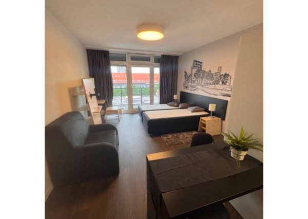 Prenájom  1-izbový byt v Bratislave, Staré mesto