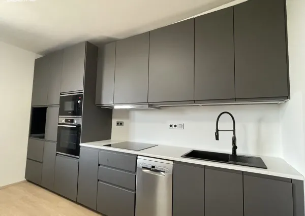 Predaj: 3- izbový byt Trenčín  na Juhu