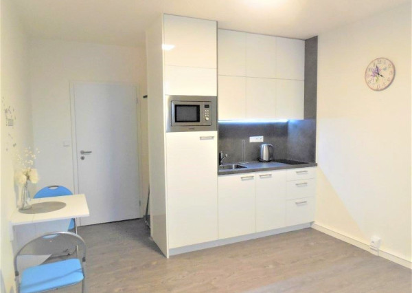 Prenájom: Štýlový 1-izbový byt v Trenčíne na Sihoti