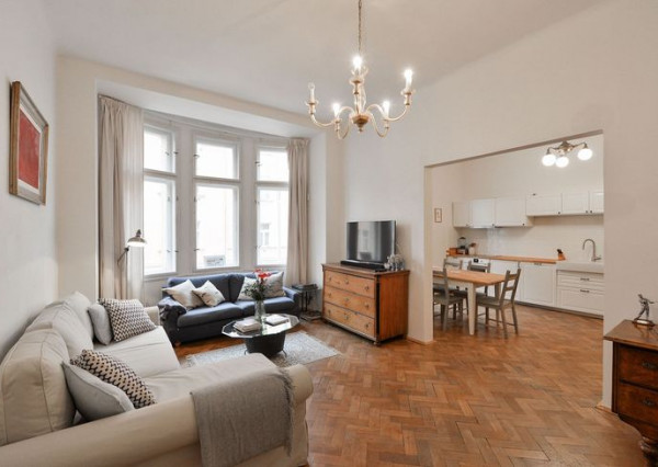 Výnimočný 3-izbový byt v historickom centre Bratislavy