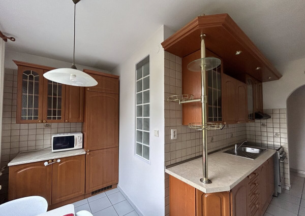 Prenájom zariadeného 3 izbového bytu s balkónom v Nitre na Chrenovej