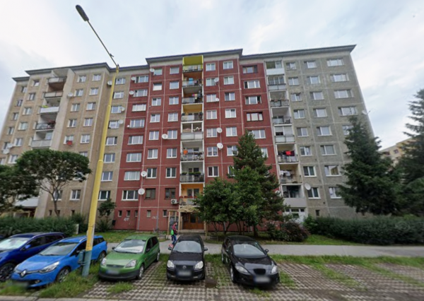 Na predaj 4-izbový byt Karpatská – Sekčov