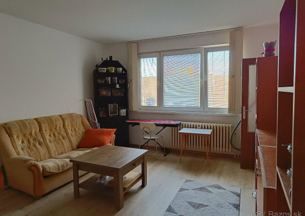 Na prenájom Utulny 1,-izbový byt  – Prešov, Sekčov