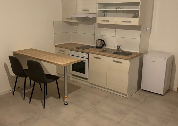 Veľká garsónka na dlhodobý prenájom – Prešov, Nižná Šebastová