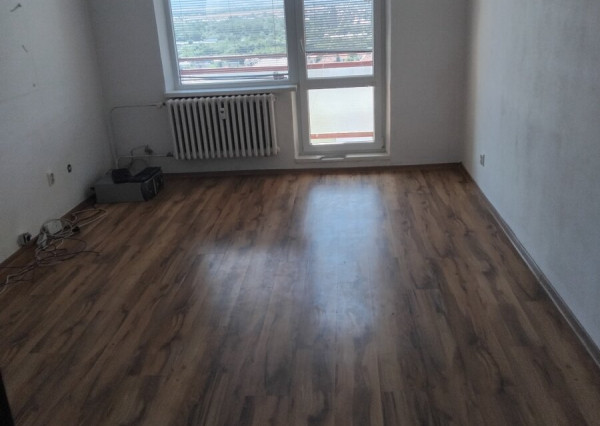 Na predaj 3-izb. byt - 67 m² na sídlisku Okulka vo Vranove n./T.