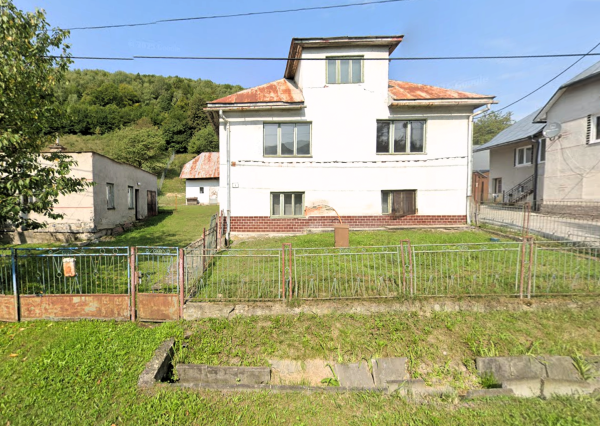 Na predaj rodinný dom s pozemkom – 2358 m² v obci Korunková, okres Stropkov