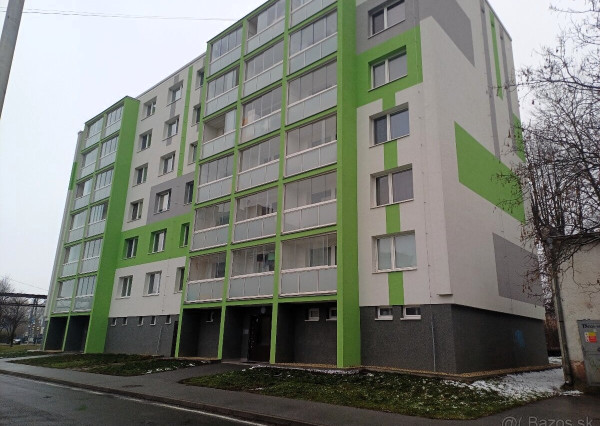 Na predaj 3-izbový byt - 74 m² s balkónom – Sídlisko Juh, Vranov nad Topľou