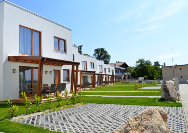 POSLEDNÝ VOĽNÝ DOM - Rodinný dom na prenájom v Porube