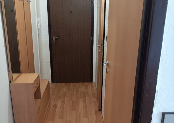 1- izbový byt Kanianka, Školská ulica