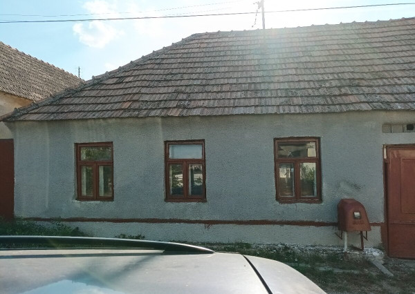 Pozemok so starším domom 255 m² – Bojničky pri Hlohovci