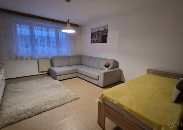 Na prenájom 1,-izbový  – Prešov, Ďumbierska