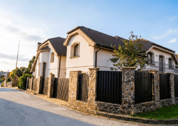 Výnimočná rodinná vila pre pokojný rodinný život - Ružindol