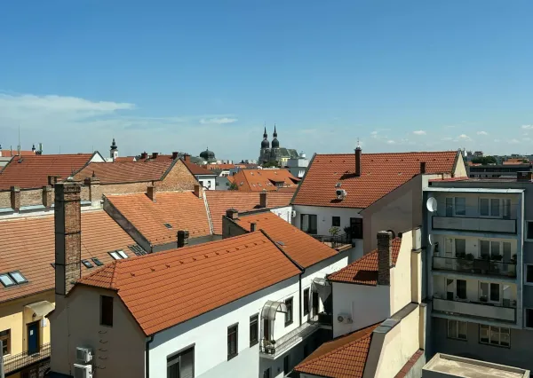 Komfortné bývanie v centre Trnavy – 2-izbový byt pri pešej zóne