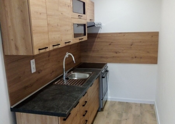 Prenájom 2-izbového zrekonštruovaného bytu - Vranov n/Topľou