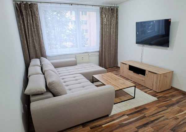 Prenájom: Moderný a Zrekonštruovaný 2-izbový Byt na ul. Murgaša!