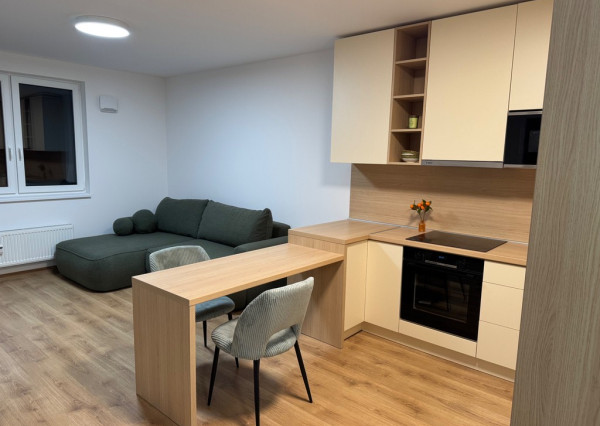 Prenájom 2-izbového bytu v projekte Arboria