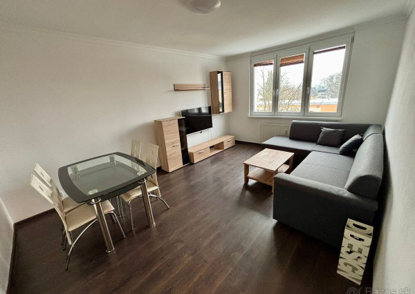 štýlový 2 izbovy  byt v top lokalite Prešova-Duklianskych hrdinov