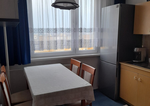 Na predaj: 3-izbový byt s loggiou v pôvodnom stave – Juhoslovanská ulica, Ťahanovce, Košice