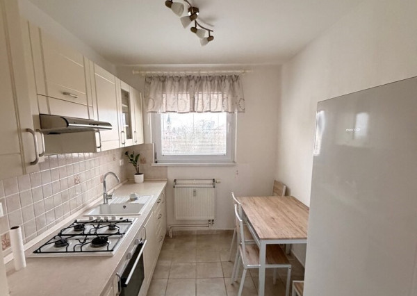 Prenájom 3 izbového bytu pri pešej zóne v Dunajskej Strede