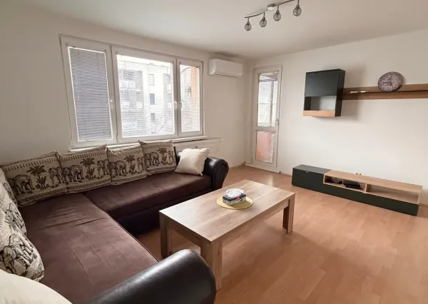 Prenájom 3 izbového bytu pri pešej zóne v Dunajskej Strede