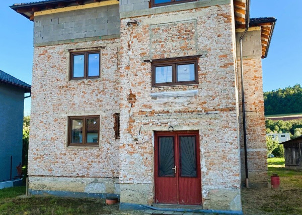 Na predaj rodinný dom – pred dokončením v obci Chminianska Nová Ves.