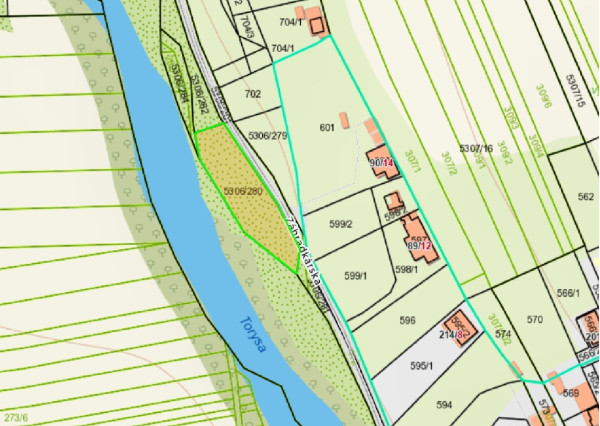 Pozemok 1160m2, Nižná Hutka, ul. Záhradkárská