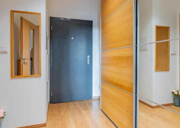 1-Izbový byt na predaj v Slnečniciach- Viladomy