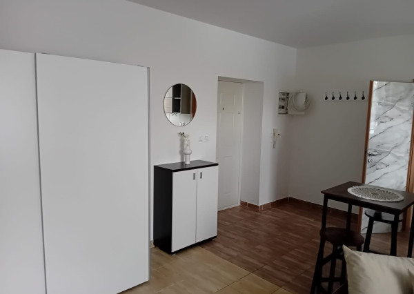 1-izbový byt Svätoplukovo 104.000€ so súkromným parkovaním