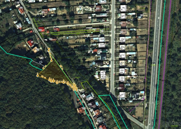 Veľký stavebný pozemok (2 381 m²) v tichej lokalite – Kochanovce (okr. Humenné)