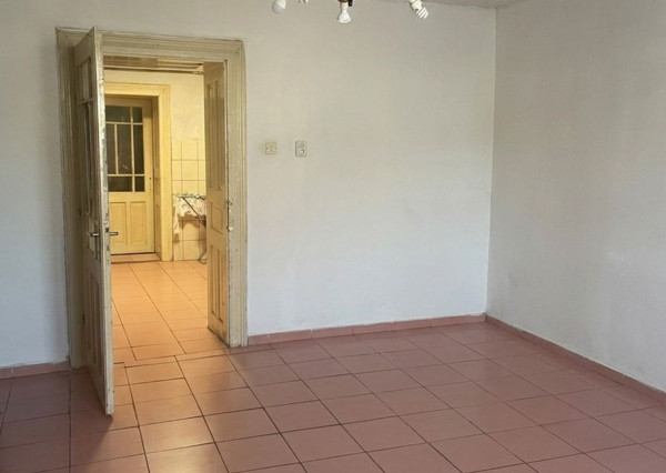 Vidiecky dom v obci Čata