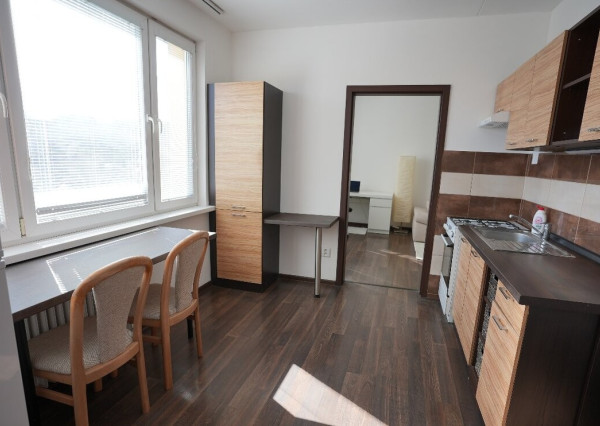 Prenájom 2 izbového bytu v Banskej  Bystrici