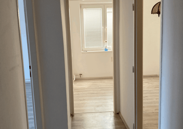 Slnečný 3 izb byt za dobrú cenu 35 km od Bratislavy