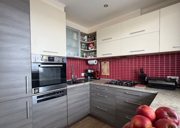 PREDAJ: 3 izbový byt po modernej rekonštrukcii - Vrakuňa