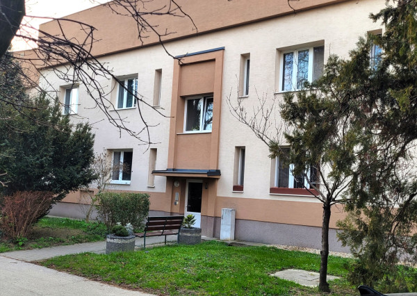 Predaj 2 izbového veľkometrážneho bytu, Olbrachtova