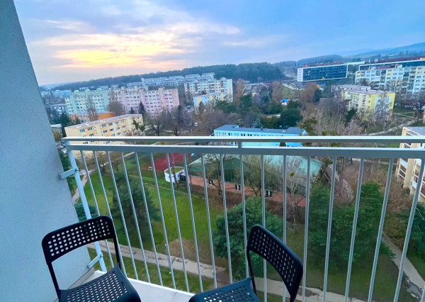 Predaj: Štýlový 1-izbový byt s balkónom a krásnym výhľadom/Košice