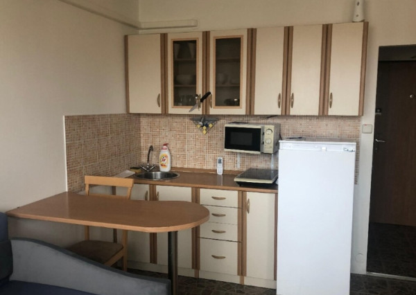 Na prenájom garsónka s klimatizáciou – Nitra, Chrenová