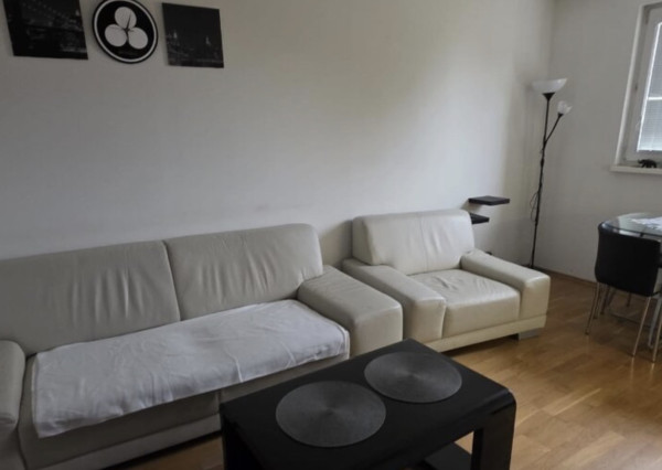 Prenájom príjemného 2-izbového bytu na Uhlisku