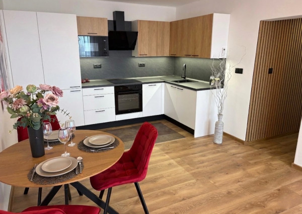 PREDAJ | Štýlový 2-izbový byt po kompletnej rekonštrukcii