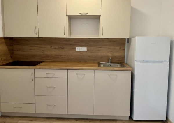 Garsónka s balkónom na predaj – Nitra, Chrenová