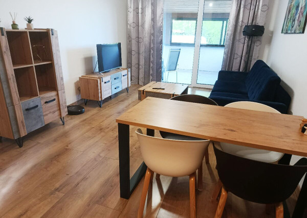 PRENÁJOM: 2-izbový Štýlový byt s obrovskou terasou (30 m²) – Zemplínska šírava, Kaluža