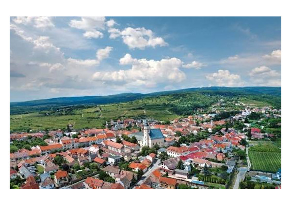 Predaj pozemku určeny na vystavbu rodinnych domov Svätý Jur